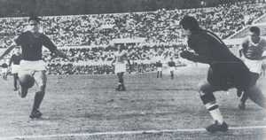 Dino Da Costa, goleador del derby con 11 reti