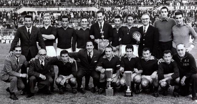 La rosa della Roma 1963/64, vincitrice della finale di Coppa Italia